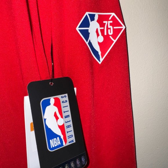 Nike NBA Atlanta Hawks Team Issue Player Pregame Warmup LS Shirt Red Mens - Picture 5 of 13